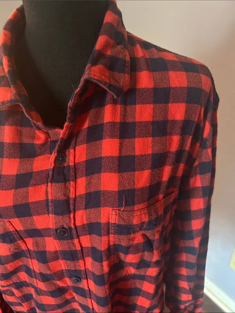 J. Crew Men Red and Black Plaid Flannel Shirt Size Extra Large